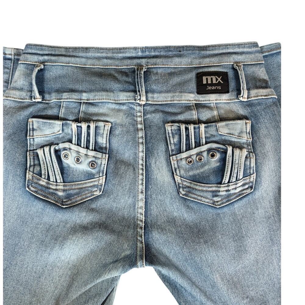 MIX Jeans Y2K Triple Button Skinny Jeans Grommet Pocket Light Wash 11